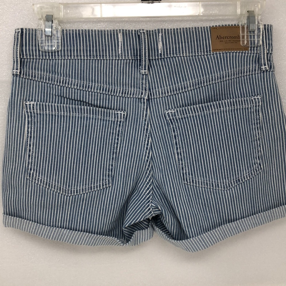 Abercrombie Kids Shorts Mid Rise Midi 13/14 Regular Blue & White Stripe Denim - Picture 2 of 15